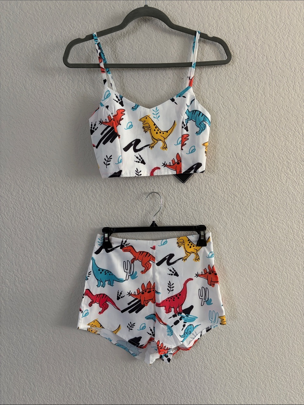 Zaful White Dinosaur Print Crop Top & Shorts Set